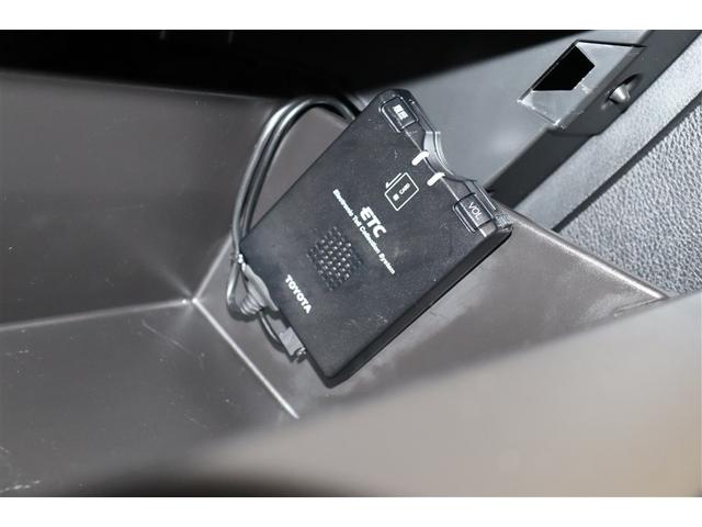 ８６ ＧＴリミテッド　スマキ－　イモビライザー　ＥＴＣ付き　キーレスアクセス　メモリ－ナビ　横滑り防止機能　エアロ　Ｗエアバック　ＡＵＸ　ナビＴＶ　オートエアコン　アルミホイール　ＡＢＳ　エアバック　パワーウィンドウ（17枚目）