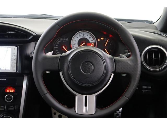 ８６ ＧＴリミテッド　スマキ－　イモビライザー　ＥＴＣ付き　キーレスアクセス　メモリ－ナビ　横滑り防止機能　エアロ　Ｗエアバック　ＡＵＸ　ナビＴＶ　オートエアコン　アルミホイール　ＡＢＳ　エアバック　パワーウィンドウ（21枚目）