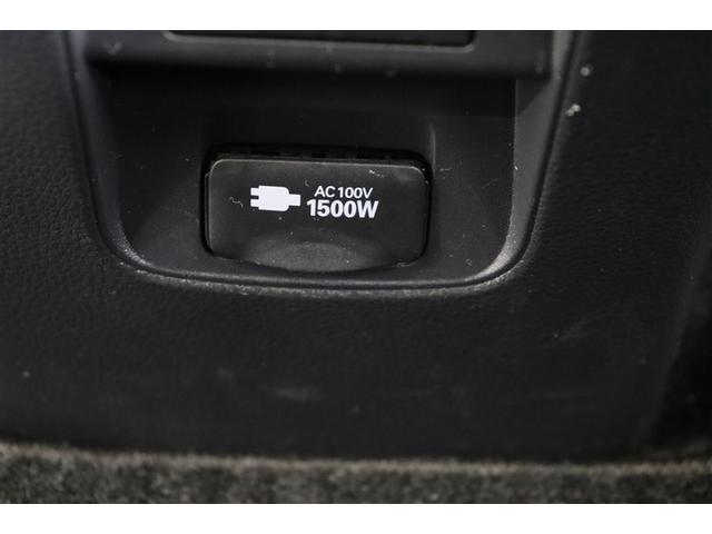 ヴォクシー ハイブリッドＳ－Ｚ　パワーウィンドウ　ＤＶＤ再生機能　インテリキー　横滑防止装置　地デジＴＶ　アクティブクルーズコントロール　フルオートエアコン　リアカメラ　エアバッグ　ＡＢＳ　１００Ｖ充電　ナビＴＶ　ＷＡＣ　キーレス（32枚目）