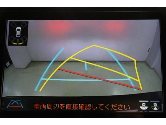 �n���h������ɘA�����ăK�C�h���C�����ω�����o�b�N�J�������ڂł��B�N���}�͍\���ソ������̎��p������܂��̂ŁA�ƂĂ��֗��ȋ@�\�ł��ˁB�����܂ŕ⏕�ׂ̈̑����ł��̂Ńo�b�N�͖ڎ��ł̊m�F���厖�ł���I