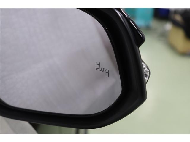 �a�r�l�𑕔��B����ɁA��ގ��ԗ����m�x��y�q�b�s�`�z�𓋍ڂ��Ă��܂��B�o�b�N�ŏo�ɂ���ۂɍ��E����ڋ߂���ԗ������m���A�~���[�̃C���W�P�[�^�[�̓_�łƌx�񉹂Ōx�����Ĉ��S�m�F���T�|�[�g���Ă���܂��B