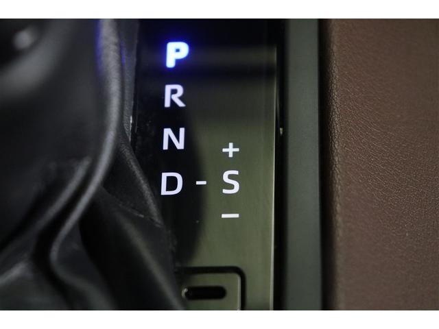 �l�s���[�h�i�V�[�P���V�����V�t�g�j�𑕔����Ă��܂��B�b�u�s�Ԃł���Ȃ���A�}�j���A�����o�̃V�t�g�`�F���W���\�ł��B�h���C�o�[�̕ϑ�����ɉ������A�N�e�B�u�ȑ��肪�y���߂܂��B