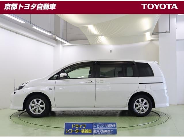 アイシス プラタナ　Ｂカメ　プッシュスタートスマートキー　パワーウインドウ　メモリナビ　キーレスエントリー　ダブルエアバッグ　横滑り防止　オートエアコン　ＤＶＤ　３列シート　イモビライザー　ＥＴＣ　パワステ　ＡＢＳ（2枚目）