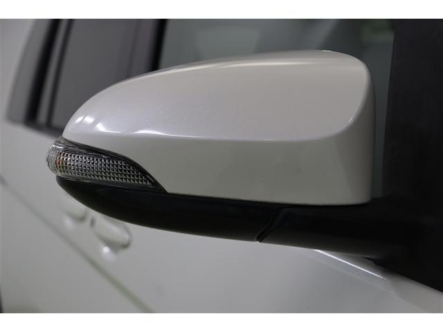 アイシス プラタナ　Ｂカメ　プッシュスタートスマートキー　パワーウインドウ　メモリナビ　キーレスエントリー　ダブルエアバッグ　横滑り防止　オートエアコン　ＤＶＤ　３列シート　イモビライザー　ＥＴＣ　パワステ　ＡＢＳ（13枚目）