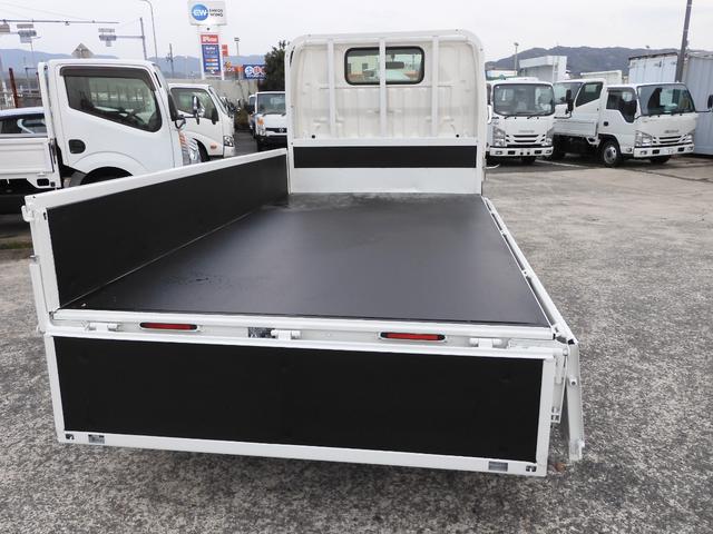 　平ボディー　積載１．５ｔ　総重量３．５ｔ未満　荷台鉄板張　ナビ　ＥＴＣ　荷台内寸３０９　１５９　３８(6枚目)