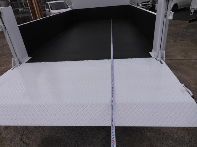 アトラストラック 　平　新明和垂直パワーゲート付　積載１．５ｔ　総重量５ｔ未　５ｔ限定免許対応　荷台鉄板張　　左電動格納ミラー　キーレス　荷室内寸　３０４　１６０　３８（21枚目）