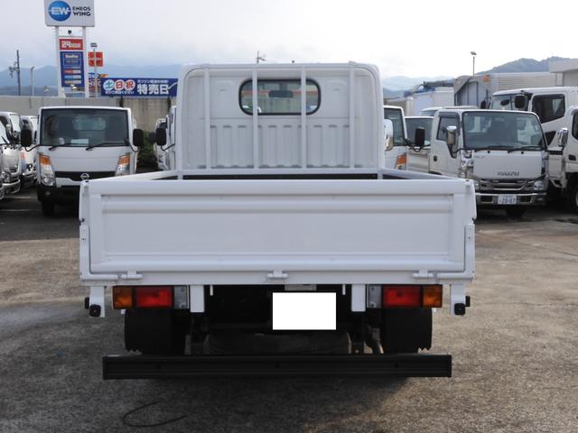 アトラストラック 　平　オートマ　積載１．５ｔ　総重量３．５ｔ未　キーレス　左電動格納ミラー　ＡＴ　ＣＢＦ－ＳＱ１Ｆ２４（4枚目）