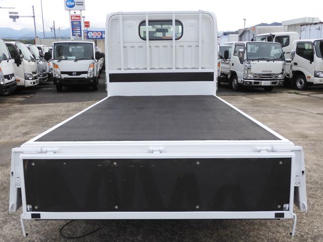 アトラストラック 　平　オートマ　積載１．５ｔ　総重量３．５ｔ未　キーレス　左電動格納ミラー　ＡＴ　ＣＢＦ－ＳＱ１Ｆ２４（31枚目）
