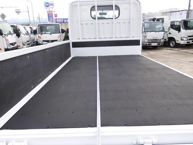 アトラストラック 　平　オートマ　積載１．５ｔ　総重量３．５ｔ未　キーレス　左電動格納ミラー　ＡＴ　ＣＢＦ－ＳＱ１Ｆ２４（32枚目）
