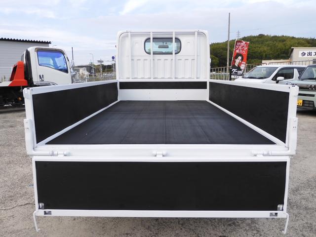 アトラストラック 　平　オートマ　積載１．５ｔ　総重量３．５ｔ未　新普通免許対応　社外ナビ　ＥＴＣ　バックカメラ　キーレス　左電動格納ミラー　ＣＢＦ－ＳＱ１Ｆ２４　荷台内寸　２８５　１６０　３８（6枚目）