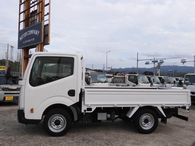 アトラストラック 　平　オートマ　積載１．５ｔ　総重量３．５ｔ未　新普通免許対応　社外ナビ　ＥＴＣ　バックカメラ　キーレス　左電動格納ミラー　ＣＢＦ－ＳＱ１Ｆ２４　荷台内寸　２８５　１６０　３８（16枚目）