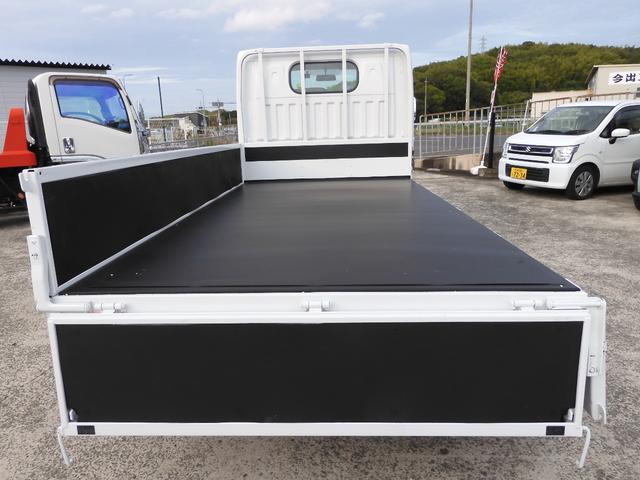 アトラストラック 　平　オートマ　積載１．５ｔ　総重量３．５ｔ未　新普通免許対応　荷台鉄板張　左電動格納ミラー　ＣＢＦ－ＳＱ２Ｆ２４　　荷台内寸　３１０　１６０　３８（17枚目）