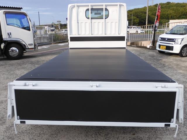 アトラストラック 　平　オートマ　積載１．５ｔ　総重量３．５ｔ未　新普通免許対応　荷台鉄板張　左電動格納ミラー　ＣＢＦ－ＳＱ２Ｆ２４　　荷台内寸　３１０　１６０　３８（18枚目）