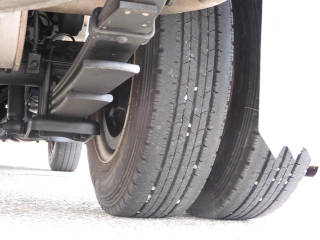 アトラストラック 　平　オートマ　積載１．５ｔ　総重量３．５ｔ未　新普通免許対応　荷台鉄板張　左電動格納ミラー　ＣＢＦ－ＳＱ２Ｆ２４　　荷台内寸　３１０　１６０　３８（28枚目）