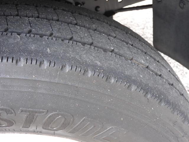 アトラストラック 　平　オートマ　積載１．５ｔ　総重量３．５ｔ未　新普通免許対応　荷台鉄板張　左電動格納ミラー　ＣＢＦ－ＳＱ２Ｆ２４　　荷台内寸　３１０　１６０　３８（33枚目）