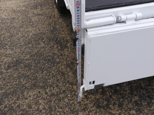 アトラストラック 　平　積載１．５ｔ　総重量３．５ｔ未　新普通免許対応　荷台鉄板張　ＥＴＣ　キーレス　左電動格納ミラー　ＣＢＦ－ＳＱ１Ｆ２４　荷台内寸２８５　１６０　３８（24枚目）
