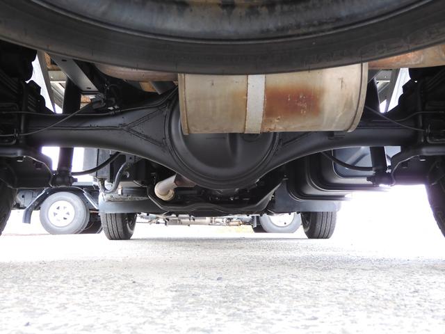 アトラストラック 　平　積載１．５ｔ　総重量３．５ｔ未　新普通免許対応　５ＭＴ　荷台鉄板張　キーレス　左電動格納ミラー　荷台内寸３１０　１６０　３８（7枚目）