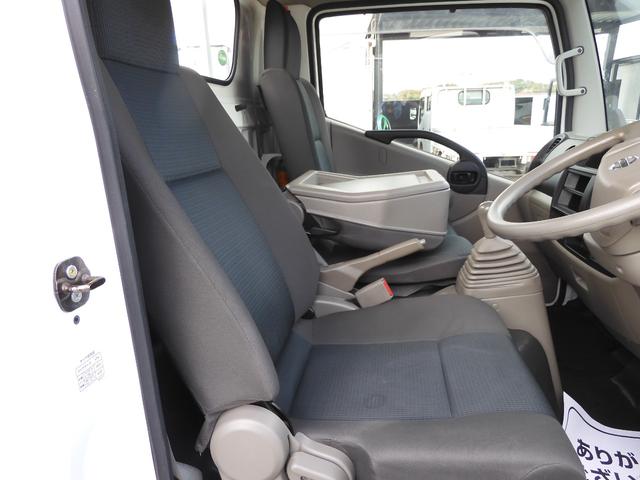 アトラストラック 　平　積載１．５ｔ　総重量３．５ｔ未　新普通免許対応　５ＭＴ　荷台鉄板張　キーレス　左電動格納ミラー　荷台内寸３１０　１６０　３８（15枚目）