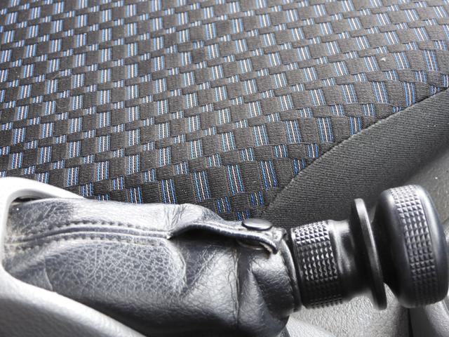 ダイナトラック ロング 平 オートマ 積載2t 総重量5t未 5t限定免許対応 荷台鉄板張社外ナビ バックカメラモニター スマートキー ETC Bluetooth 左電動格納ミラー ロープ穴4対仕様(14枚目)