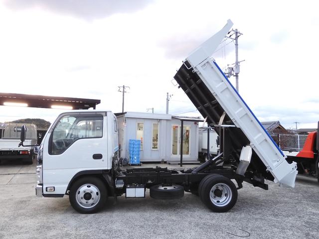 エルフトラック 　ダンプ　総重量５ｔ未　５ｔ限定免許対応　純正メッキパーツ　コボレーン　キーレス（12枚目）
