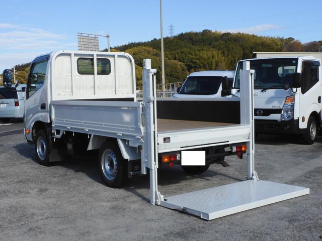 ダイナトラック 　極東垂直式パワーゲート　積載９００ｋｇ　総重量３．５ｔ未　新普通免許対応　ＡＴ　ディーゼル　ＥＴＣ　ナビ　Ｂカメラ　荷台内寸２８２／１６０／３６　荷台高７９　リフト内１５７／８５　リフト能力６００ｋｇ（2枚目）