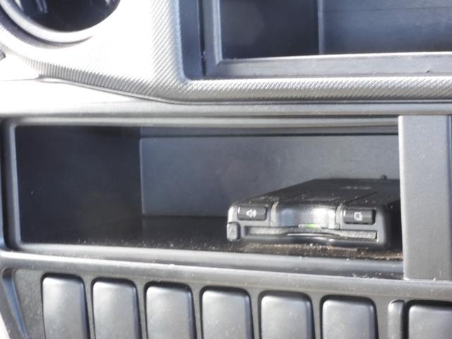 ダイナトラック 　極東垂直式パワーゲート　積載９００ｋｇ　総重量３．５ｔ未　新普通免許対応　ＡＴ　ディーゼル　ＥＴＣ　ナビ　Ｂカメラ　荷台内寸２８２／１６０／３６　荷台高７９　リフト内１５７／８５　リフト能力６００ｋｇ（11枚目）