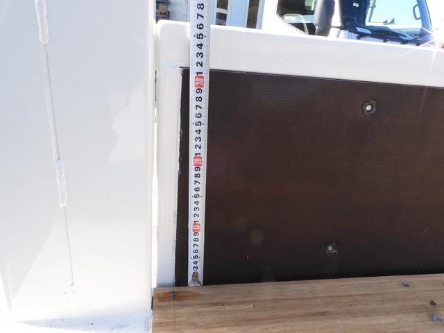 ダイナトラック 　極東垂直式パワーゲート　積載９００ｋｇ　総重量３．５ｔ未　新普通免許対応　ＡＴ　ディーゼル　ＥＴＣ　ナビ　Ｂカメラ　荷台内寸２８２／１６０／３６　荷台高７９　リフト内１５７／８５　リフト能力６００ｋｇ（28枚目）