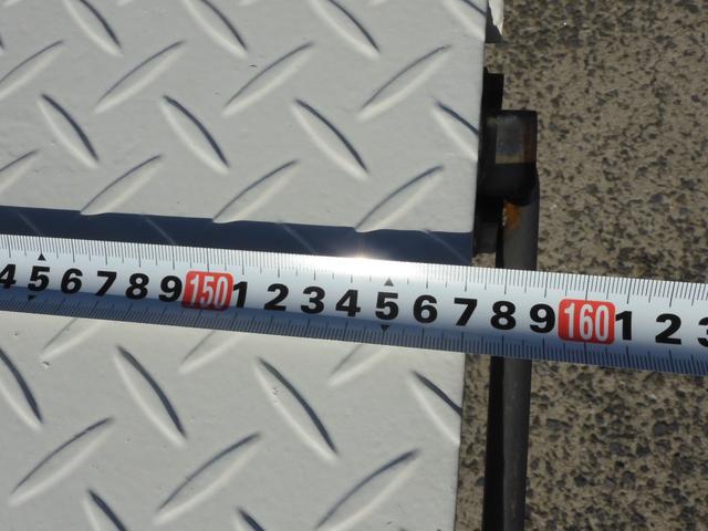 ダイナトラック 　極東垂直式パワーゲート　積載９００ｋｇ　総重量３．５ｔ未　新普通免許対応　ＡＴ　ディーゼル　ＥＴＣ　ナビ　Ｂカメラ　荷台内寸２８２／１６０／３６　荷台高７９　リフト内１５７／８５　リフト能力６００ｋｇ（35枚目）