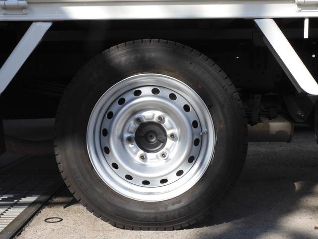 ダイナトラック 　極東垂直式パワーゲート　積載９００ｋｇ　総重量３．５ｔ未　新普通免許対応　ＡＴ　ディーゼル　ＥＴＣ　ナビ　Ｂカメラ　荷台内寸２８２／１６０／３６　荷台高７９　リフト内１５７／８５　リフト能力６００ｋｇ（44枚目）