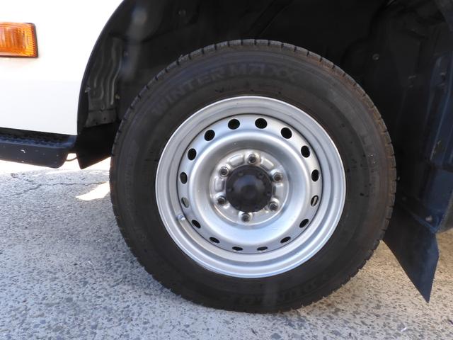 ダイナトラック 　極東垂直式パワーゲート　積載９００ｋｇ　総重量３．５ｔ未　新普通免許対応　ＡＴ　ディーゼル　ＥＴＣ　ナビ　Ｂカメラ　荷台内寸２８２／１６０／３６　荷台高７９　リフト内１５７／８５　リフト能力６００ｋｇ（47枚目）