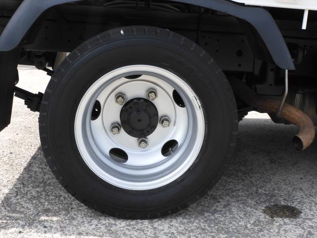 デュトロ 　平　ＴＫＧ－ＸＺＵ６０５　積載３０００ｋｇ　４ナンバー　総重量５５４５ｋｇ　荷台鉄板張　スマートキー　バックモニター　両側電動格納ミラー　荷台内寸３１０／１６０／３８　荷台高８８（33枚目）