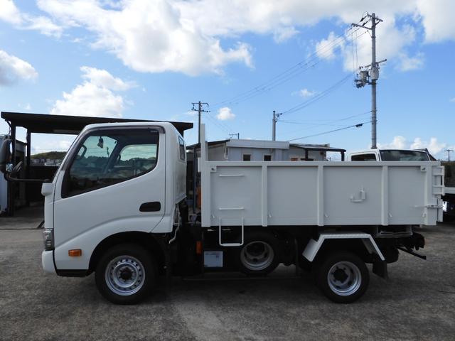 トヨエース 　深ダンプ　土砂禁ダンプ　清掃ダンプ　荷台鉄板張　積載１．２５ｔ　総重量３．５ｔ未　新普通免許対応　バックカメラモニター　左電動格納ミラー　荷室内寸　２４９　１５０　６０（24枚目）