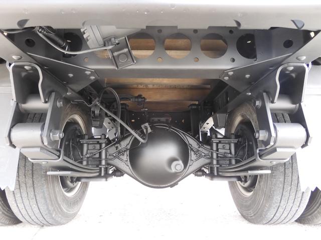 タイタントラック 平ボディー オートマ 積載1500kg エルフOEM ETC オートエアコン 電動格納ミラー キーレス ダブルタイヤ メッキグリル 荷台内寸 311/161/38 荷台高80(7枚目)