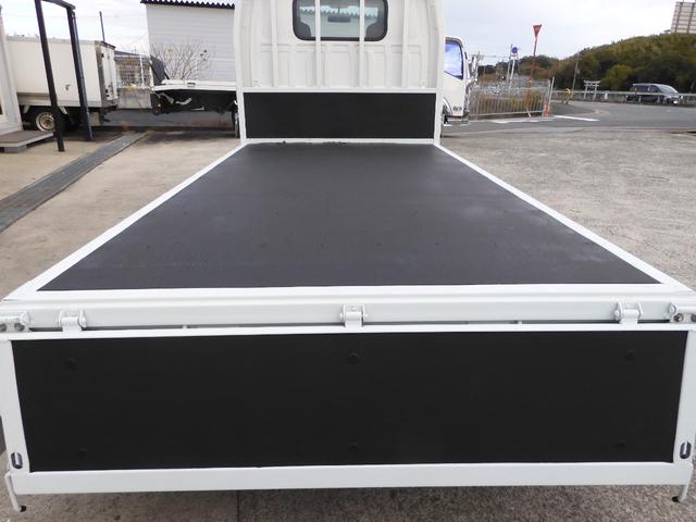 タイタントラック 平ボディー オートマ 積載1500kg エルフOEM ETC オートエアコン 電動格納ミラー キーレス ダブルタイヤ メッキグリル 荷台内寸 311/161/38 荷台高80(21枚目)