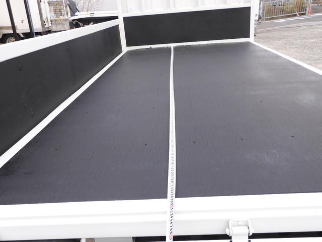 タイタントラック 平ボディー オートマ 積載1500kg エルフOEM ETC オートエアコン 電動格納ミラー キーレス ダブルタイヤ メッキグリル 荷台内寸 311/161/38 荷台高80(22枚目)