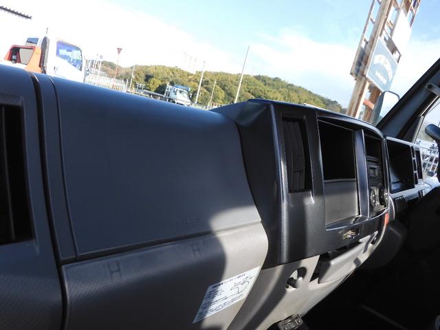 タイタントラック 平ボディー オートマ 積載1500kg エルフOEM ETC オートエアコン 電動格納ミラー キーレス ダブルタイヤ メッキグリル 荷台内寸 311/161/38 荷台高80(40枚目)