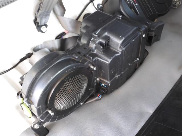 ダイナトラック Wキャブロングジャストロー ダブルキャブ 6人乗 オートマ 積載1.15t 総重量3.5t未 新普通免許対応 荷台鉄板張 ナビ バックカメラ TV ETC ディーゼル リアヒーター・クーラー 全席パワーウインドウ 左電格ミラー(20枚目)