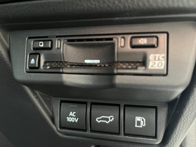 プリウス Ｚ　パノラマルーフ・黒革シート・１２．３型ＭＯＰナビ・パノラミックビューモニタ－・アドバンスドパーク・デジタルインナーミラー・パワーバックドア・シートベンチレーション・ＢＳＭ・ワイヤレス充電器（31枚目）