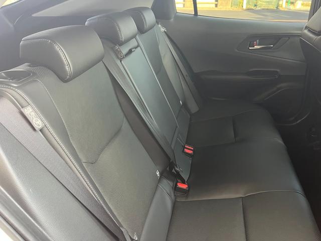 プリウス Ｚ　パノラマルーフ・黒革シート・１２．３型ＭＯＰナビ・パノラミックビューモニタ－・アドバンスドパーク・デジタルインナーミラー・パワーバックドア・シートベンチレーション・ＢＳＭ・ワイヤレス充電器（33枚目）