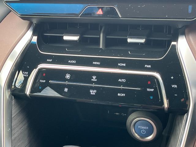 ハリアーハイブリッド Z レザーパッケージ JBLサウンドシステム・モデリスタ・12.3型フルセグナビ・パノラミックビューモニタ-・デジタルインナーミラー・シートベンチレーション・ステアリングヒーターBSM・パワーバックドア・黒革シート(26枚目)