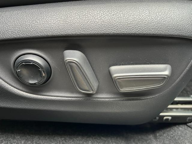 ハリアーハイブリッド Z レザーパッケージ JBLサウンドシステム・モデリスタ・12.3型フルセグナビ・パノラミックビューモニタ-・デジタルインナーミラー・シートベンチレーション・ステアリングヒーターBSM・パワーバックドア・黒革シート(34枚目)