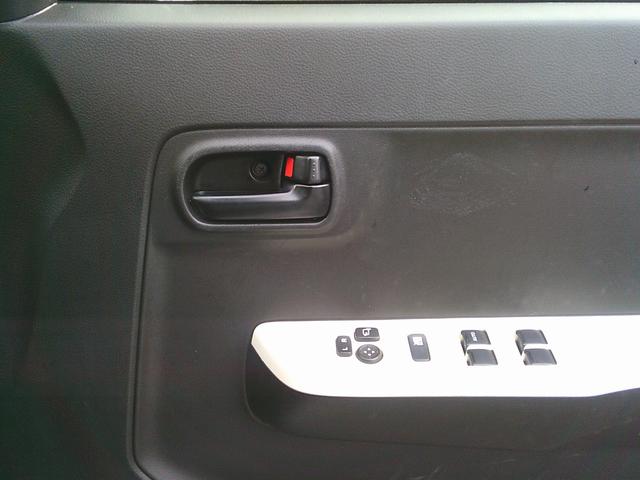 アルト Ｓ　オ―ディオレス／レーダ－ブレ－キサポ－ト装着車（56枚目）