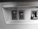 運転席にシ-トヒ-タ-付いてます。