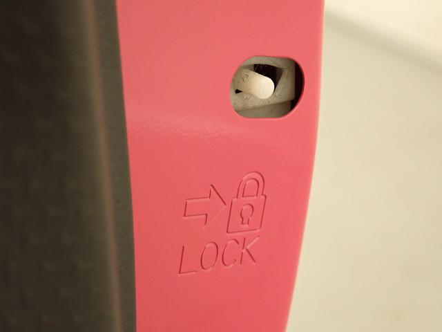 ハスラー X MR31S.MR41S 2WD レーダーブレーキサポート ナビ バックカメラ コーナーセンサー 車検整備付 誤発進抑制機能 HID オートライト フロアマット ドアバイザー フォグランプ スマートキー セキュリティーアラーム シートヒーター 6スピーカー(57枚目)