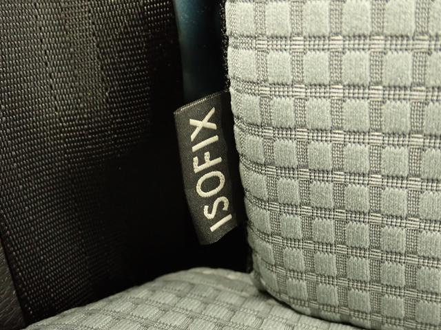 アルト S 2WD レーダーブレーキサポート装着車 車検整備付 AM/FMラジオ付CDプレーヤー 前方誤発進抑制機能 コーナーセンサー 車検整備付 フロアマット ドアバイザー シートヒーター キーレスエントリー アイドリングストップ 運転席・助手席エアバック(14枚目)