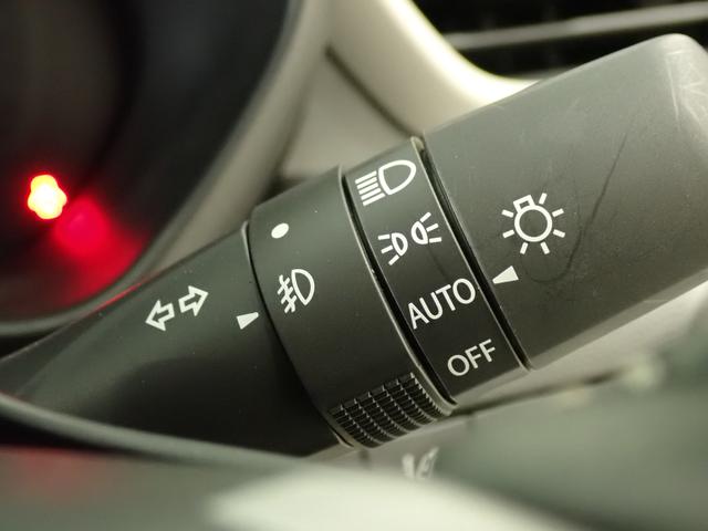 スイフト HYBRID MZ 全方位カメラ付ナビ スズキコネクト ナビ 全方位カメラ 衝突被害軽減ブレーキ ACC スズキコネクト パーキングセンサー 電動パーキングブレーキ パドルシフト 車線逸脱抑制機能 LEDヘッドランプ ハイビームアシスト スマートキー AW(30枚目)