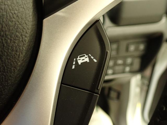 ソリオ HYBRID MZ 2型 全方位モニター付メモリーナビ ナビ 全方位カメラ ACC 後席両側電動スライドドア 衝突被害軽減ブレーキ サーキュレーター 車線逸脱抑制機能 シートヒーター LEDヘッドランプ ハイビームアシスト フロアマット 6エアバック AW(17枚目)