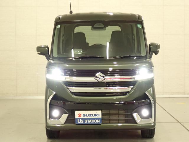 スペーシアカスタム カスタム　ＨＹＢＲＩＤ　ＸＳターボ　フルタイム４ＷＤ　ＣＶＴ　４ＷＤ　ＡＣＣ　電動パーキングブレーキ　衝突被害軽減Ｂ　ステアリングヒーター　サーキュレーター　オットマン　パーキングセンサー　ＬＥＤヘッドランプ　ハイビームアシスト　パドルシフト　シートヒーター（2枚目）