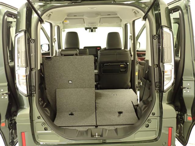 スペーシアカスタム カスタム　ＨＹＢＲＩＤ　ＸＳターボ　フルタイム４ＷＤ　ＣＶＴ　４ＷＤ　ＡＣＣ　電動パーキングブレーキ　衝突被害軽減Ｂ　ステアリングヒーター　サーキュレーター　オットマン　パーキングセンサー　ＬＥＤヘッドランプ　ハイビームアシスト　パドルシフト　シートヒーター（32枚目）