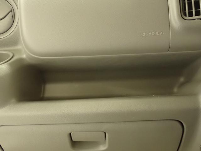 エブリイ ＰＡリミテッド　６型　５ＭＴ　デュアルカメラブレーキサポート　インパネ５ＭＴ　後席両側スライドドア　衝突被害軽減Ｂ　ＡＭ／ＦＭラジオ　リヤパーキングセンサー　ハイビームアシスト　キーレスエントリー　車線逸脱警報機能　スモークガラス　マッドフラップ　スペアタイヤ（31枚目）